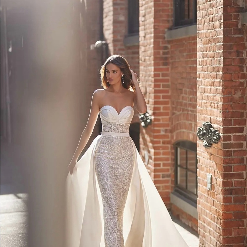 Wona Concept NWT wedding dress